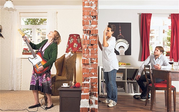 Картинка Что делать если соседи шумят ночью